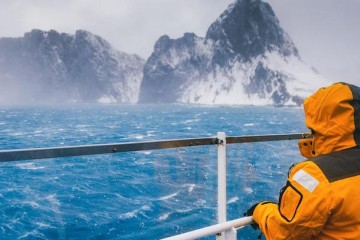 Antarctic Express: Fly South, Cruise North