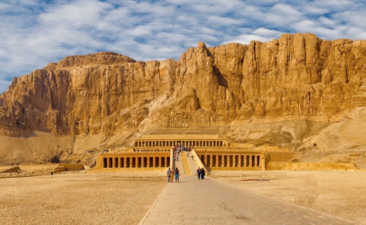 luxor small temple