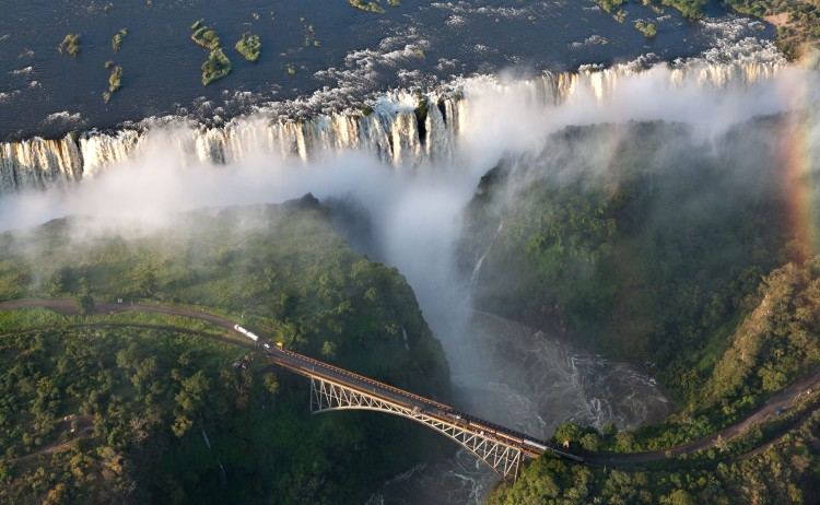 victoria falls resized