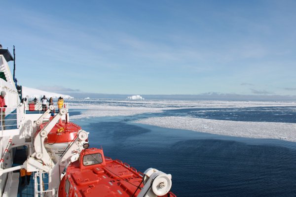 Ocean Endevour Exterior