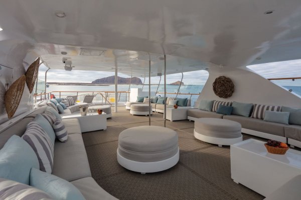 coralipanoramiclounge Go Galapagos