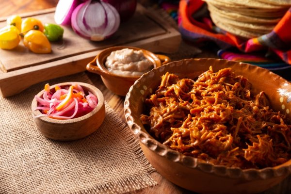 traditional Mexican dishes Cochinita pibil