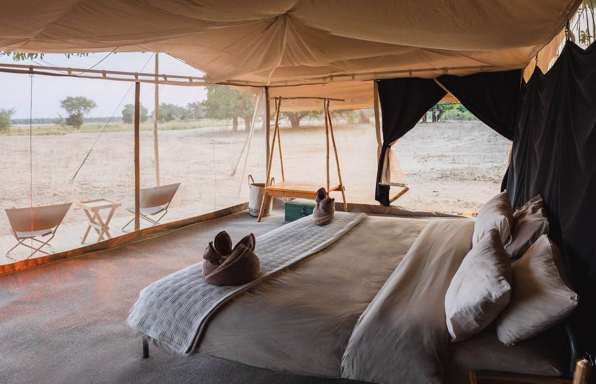 Chula Camp in the heart of the Lower Zambezi.