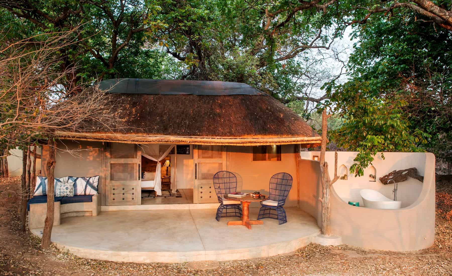 South Luangwa, Kaingo Camp's chalet.